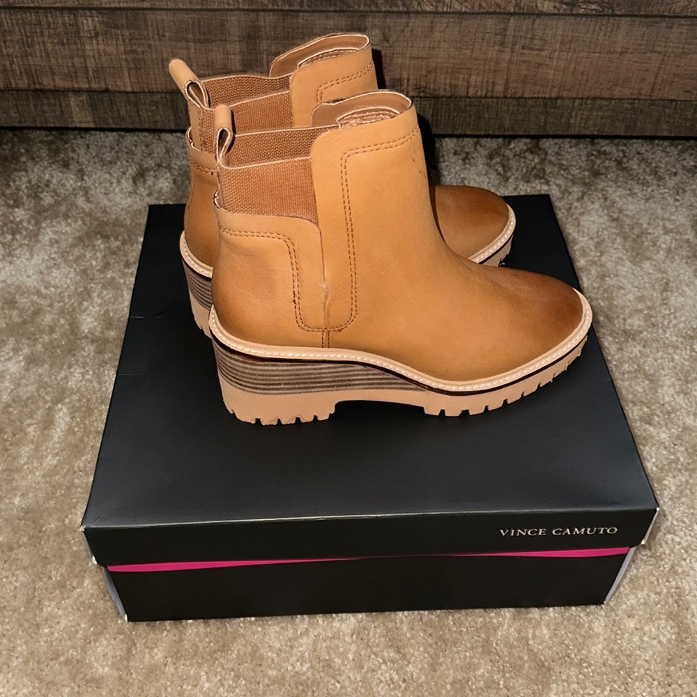 Vince Camaro Dendra Cognac Wedge Bootie Size 6